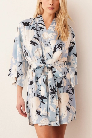 Adriana Short Kimono | Gardenia