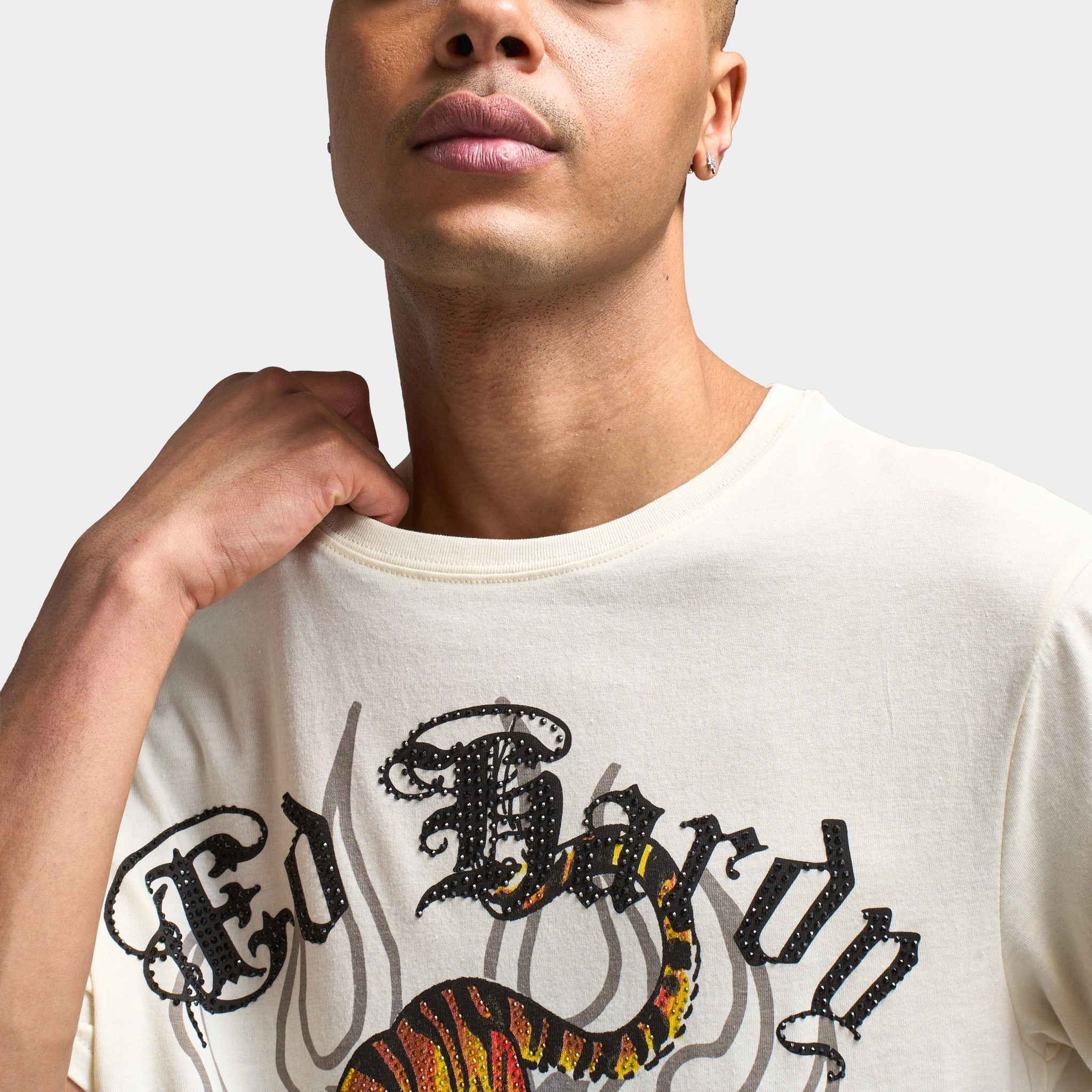 Ed Hardy Crawling Tiger Graphic T-Shirt / Ivory