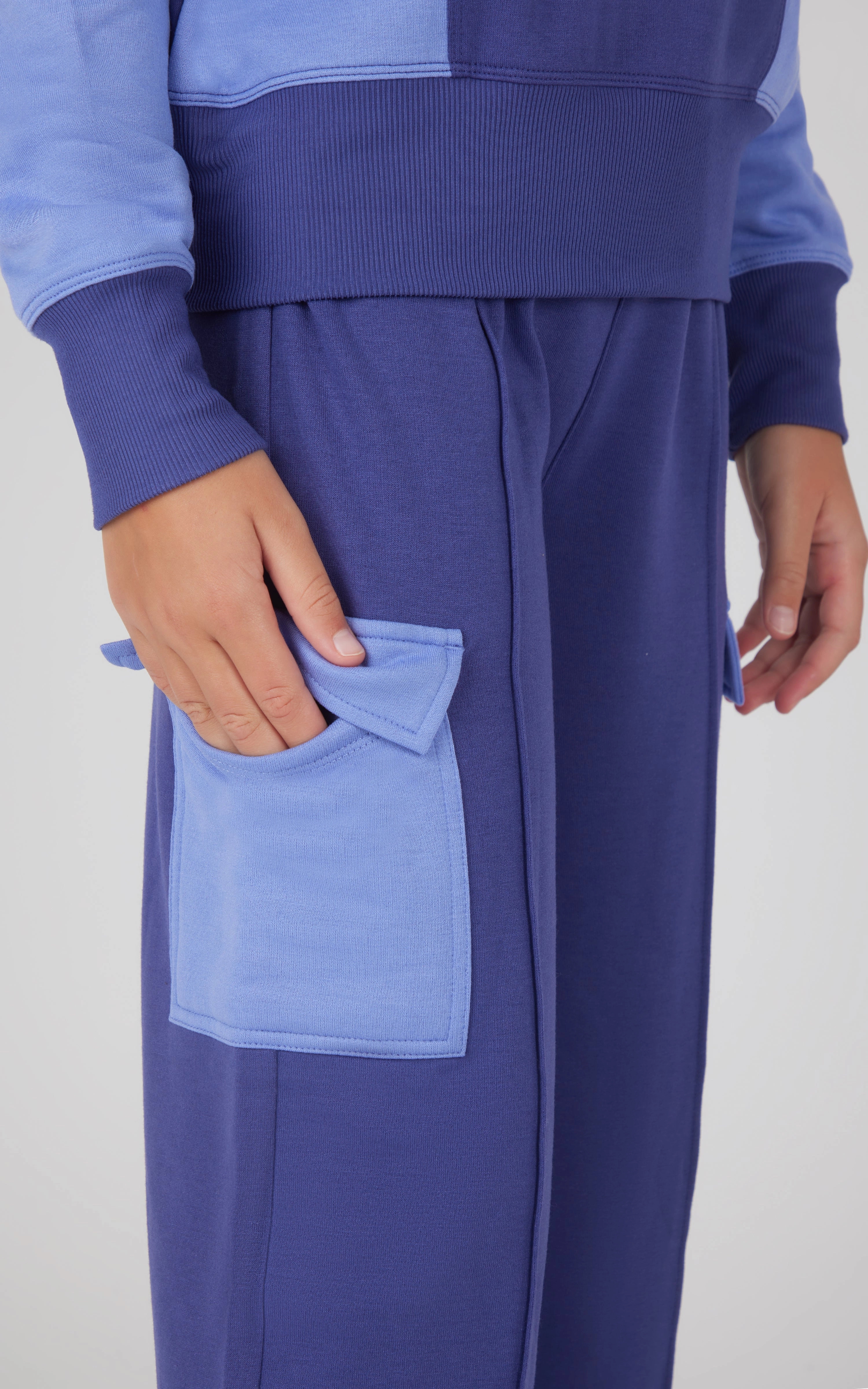 Girls 2 PC Terry Brushed Color Block Sweatshirt and Wide Leg Sweatpant
