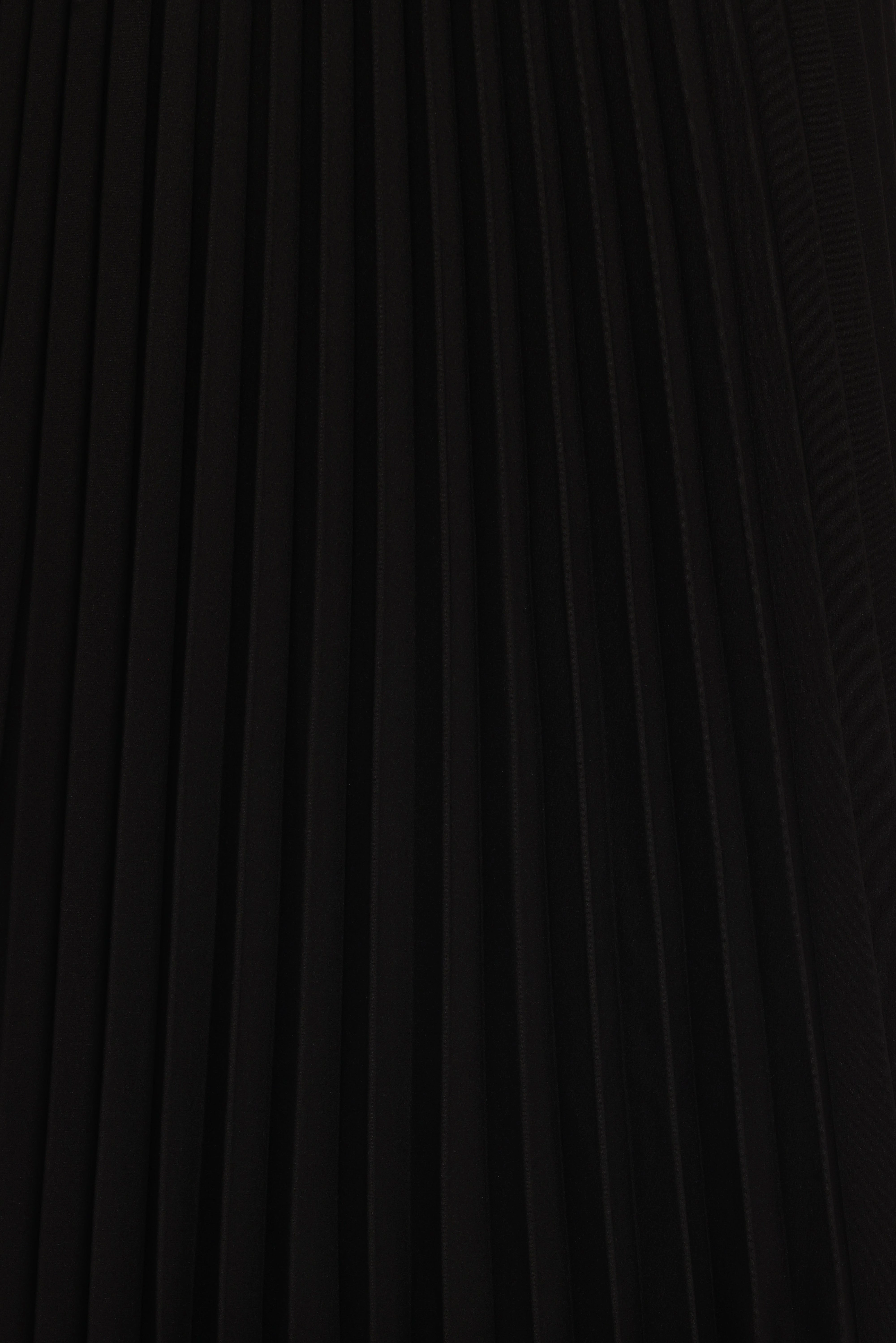Liliana Pleated Midi Skirt - Black