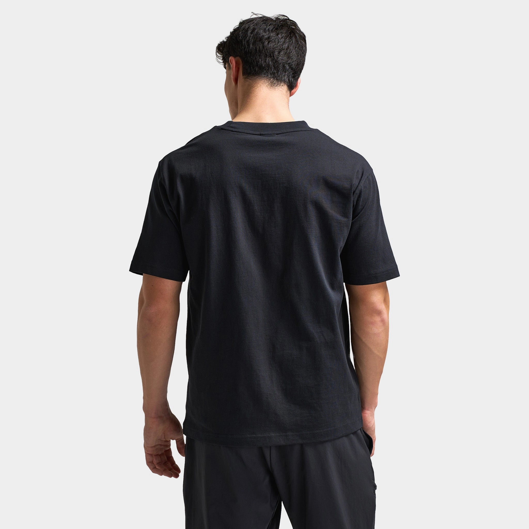 New Balance Athletics T-Shirt / Black