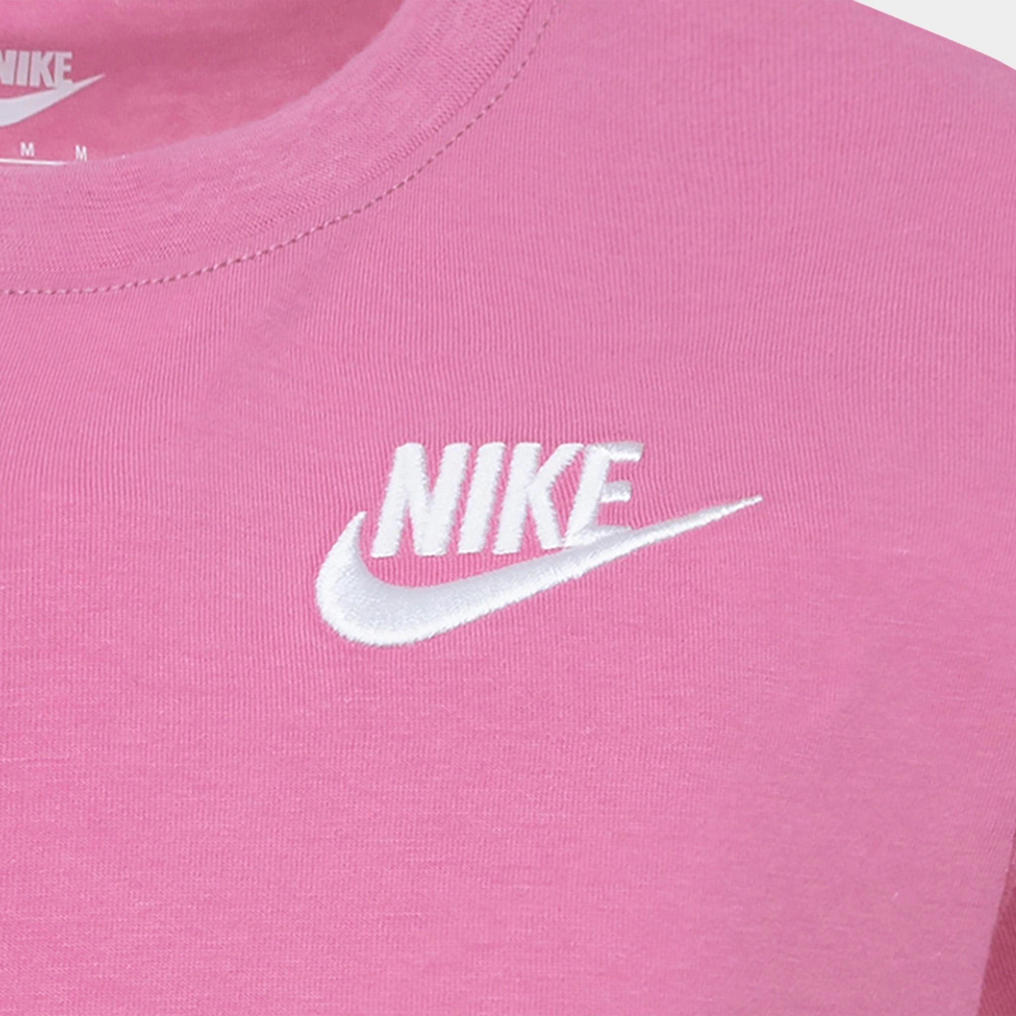 Nike Children's Club T-Shirt & Shorts Set / Magic Flamingo