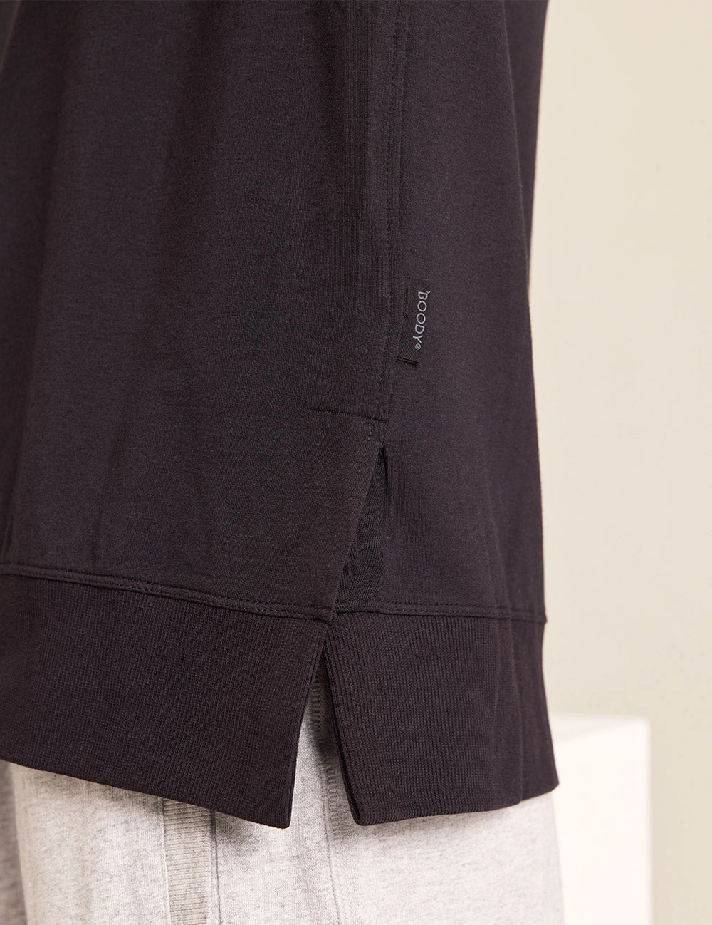 Women's Lightweight Pullover - Black